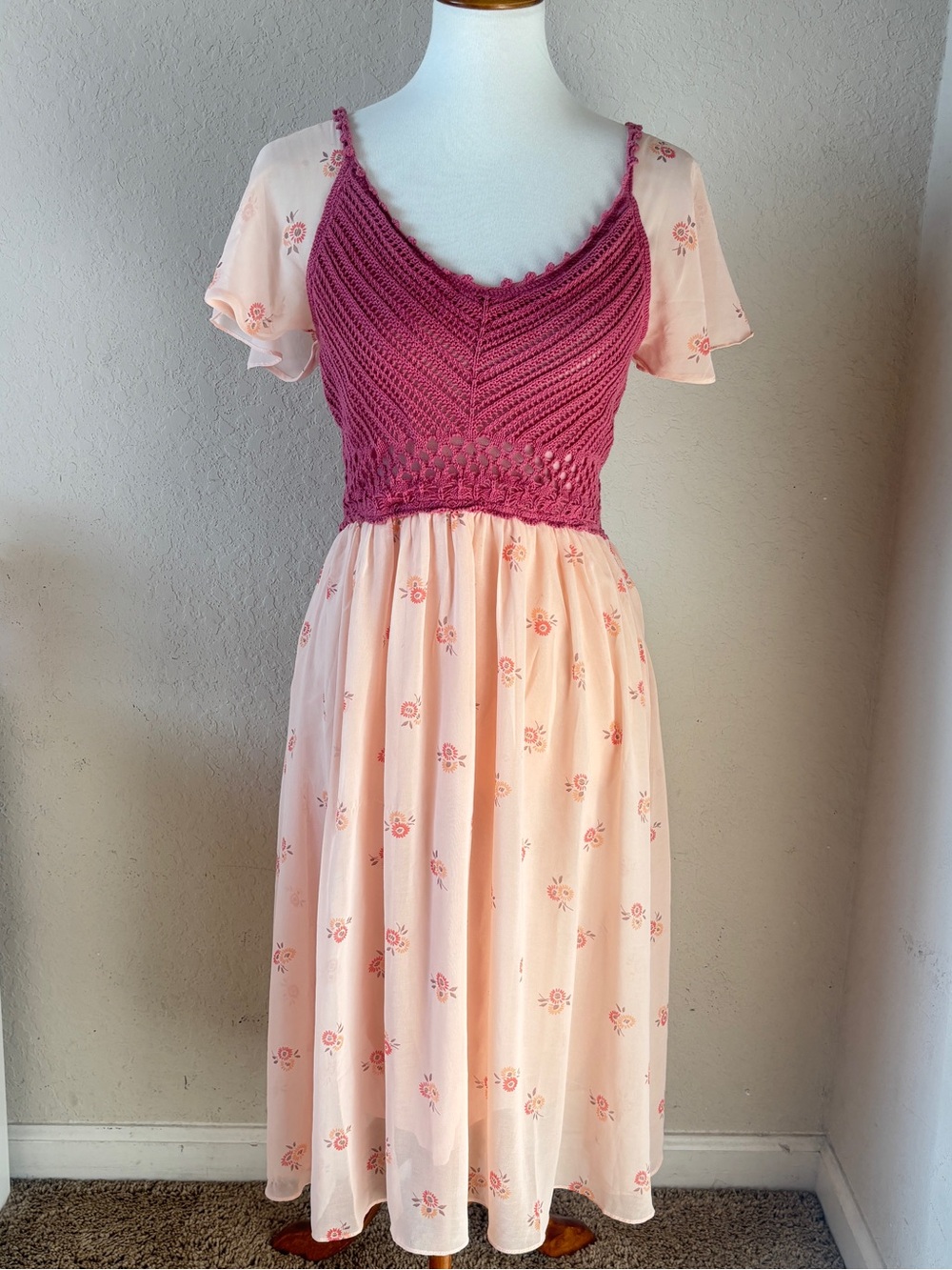 Free People Floral Knit Crochet Prairie Pink Midi Dress Size Medium
